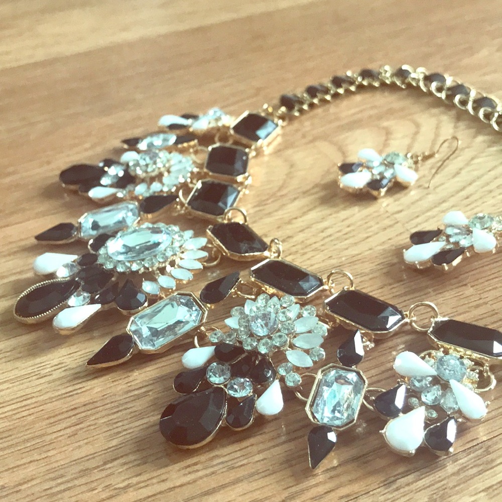 Chunky Necklace and Earring Set